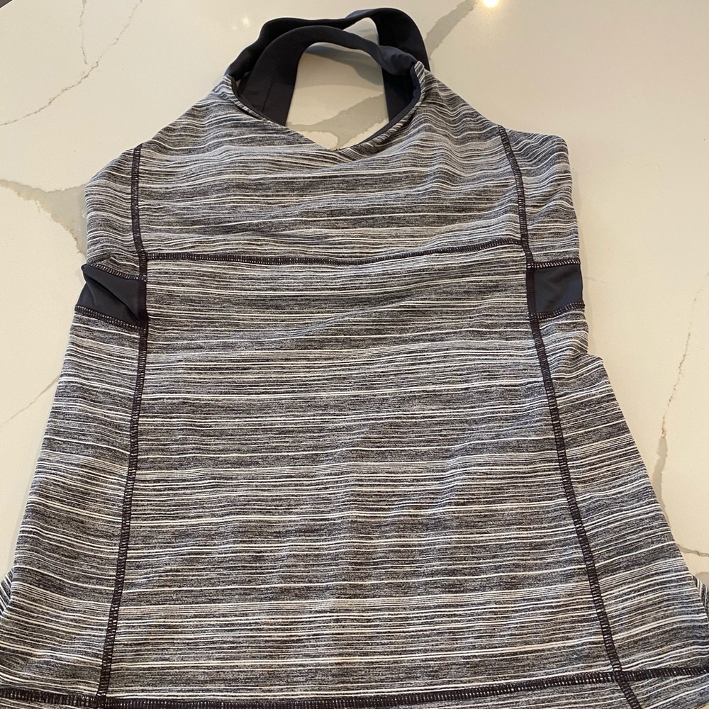 Lululemon gray or grey top